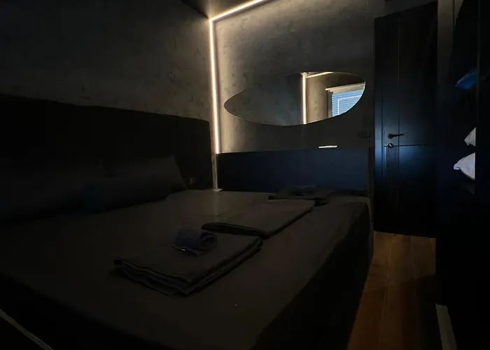 Iunn 5 * Vlorë